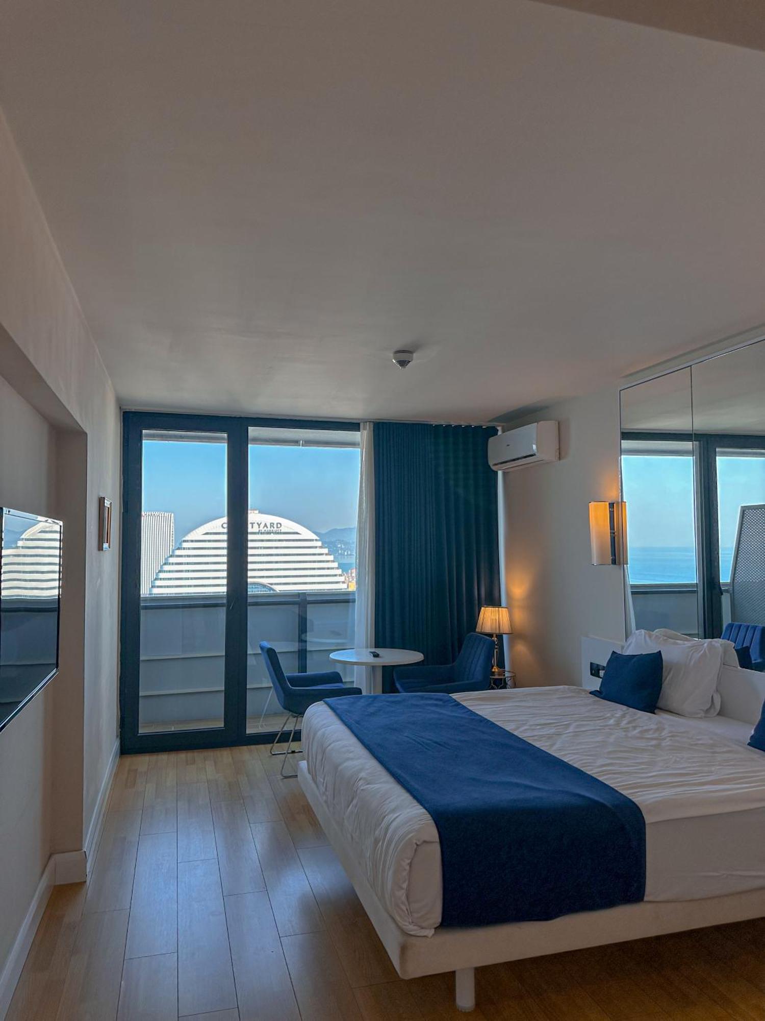 Hotel Batumi Floor40 Exterior foto